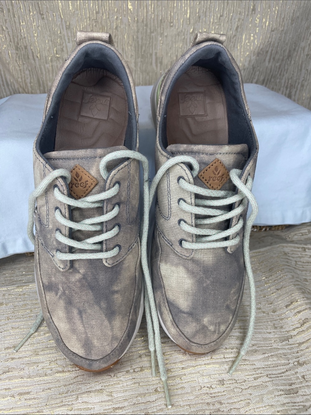 Reef Rover Washed Gray Canvas Lace-Up Sneakers Sz 8.5 Women Mint